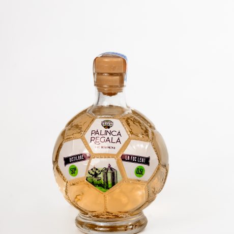 Pălincă regală de Rădeni