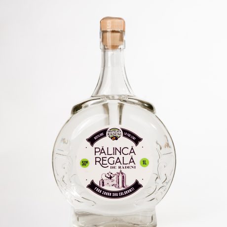 Pălincă regală de Rădeni