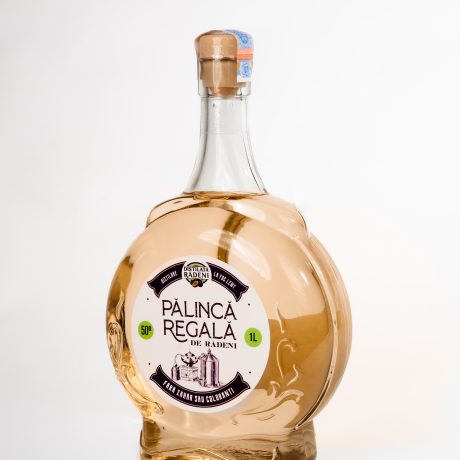 Pălincă regală de Rădeni